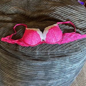 VS Dream Angels Plunge Bra 36C